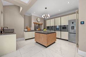 Photo 34- click for photo gallery